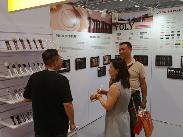 Yoly Groups CosmoPack Asia 2024 Beauty Supply Chain Show i Asia Pacific avslutade framgångsrikt